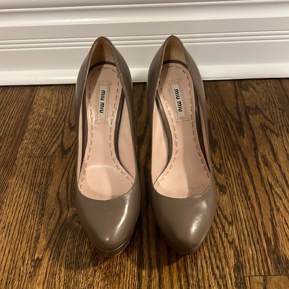 Miu miu Grey charcoal shoes size 36.5